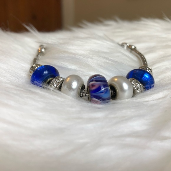 Charm Bracelet - Picture 2 of 3